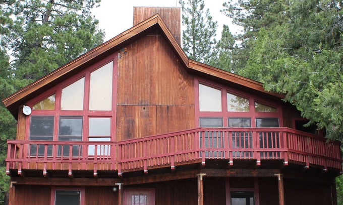 East Shore Casa | Hermosa casa en el agua en el lago Almanor