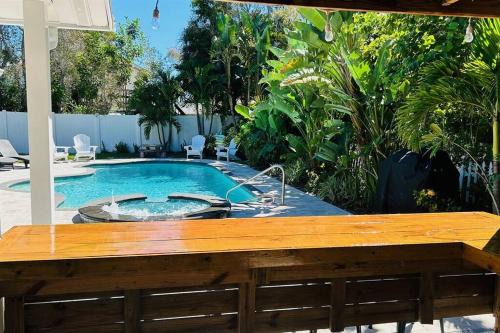 Indian Rocks Beach Casa | Beautiful home with large pool! Close to the beach!
