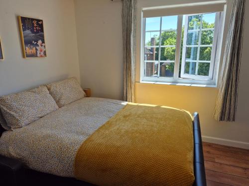 Durham Apartamento | Beautiful home with 3 beds in 3 seperate rooms in Durham free parking