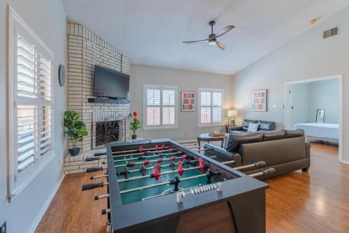 North San Antonio - SAT Casa | Beautiful Home With Pool, Games & Covered Patio