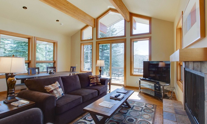 Hailey Casa | ¡NUEVO! Hermosa casa w / jacuzzi privado y sauna! Área de Ketchum / Sun Valley!