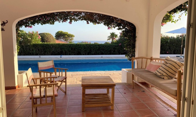 Binibeca Chalet De Esquí | Preciosa Casa en Menorca, al un paso de la playa de Binibeca .