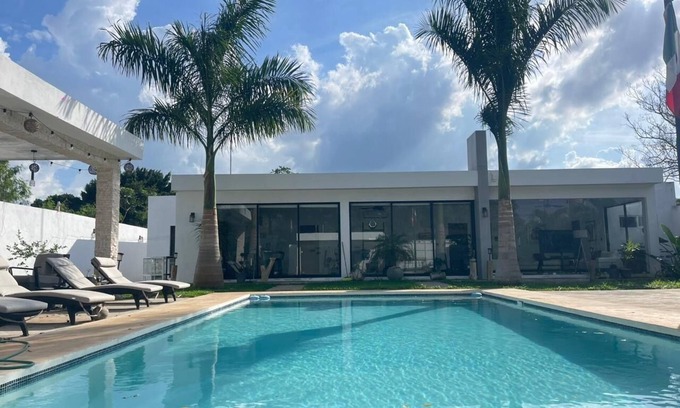Merida Municipality Casa | Beautiful House in quiet neighborhood 15 min from airport
