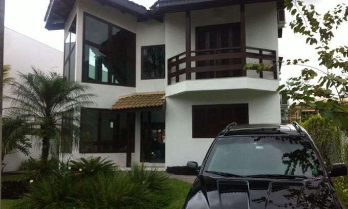 Vista Linda Casa | Beautiful house, in the condominium Hanga Roa in bertioga !!!
