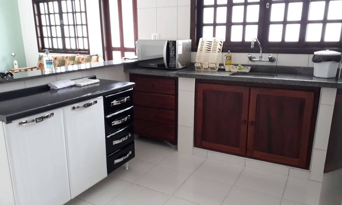 Sumare Casa | Beautiful house in Ubatuba (near the center - 4.5 km from the beach)