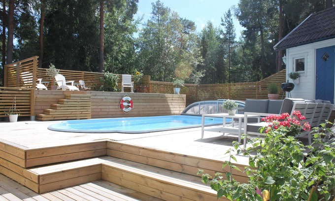 Saltsjo Boo Casa | Hermosa casa con piscina