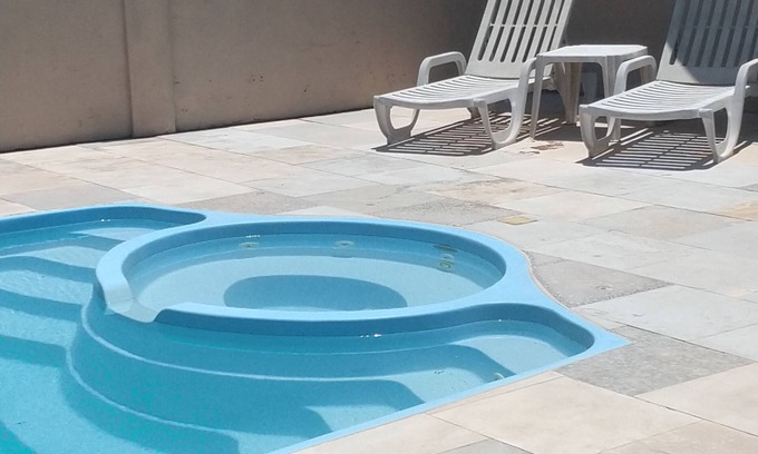 Camburi Casa | Casa con piscina, hidromasaje y barbacoa.