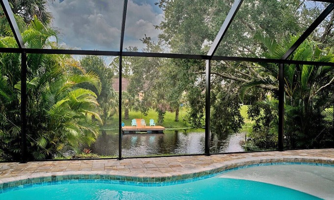 North Port Casa | Beautiful house with heated salt water pool, close to beaches, shopping plaza.