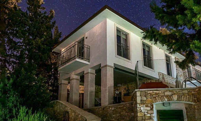 Pitve Villa | Beautiful Hvar Villa | 4 Bedrooms | Villa Stone Pine | Private Infinity Pool & Stunning Sea Views | Vrboska
