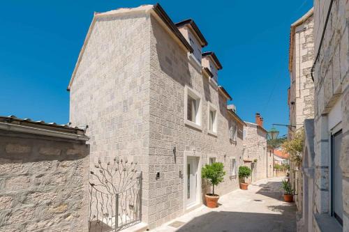 Hvar Villa | Beautiful Hvar Villa 4 Bedrooms Villa Hvar Majestic Resort Centre Location & Wonderful Sea Views
