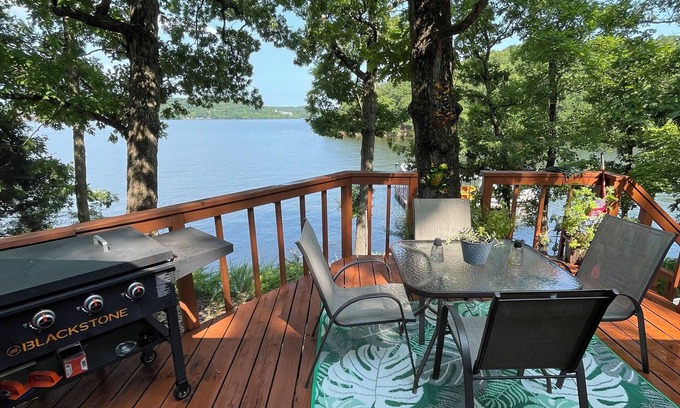 Lake of the Ozarks Casa | BEAUTIFUL LAKE FRONT VIEWS
