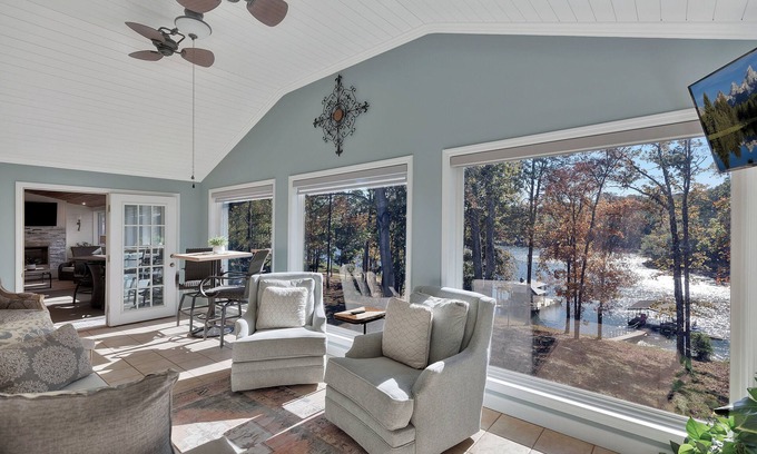 Anderson Casa | Beautiful Lake Hartwell Retreat w/Private Dock in Anderson