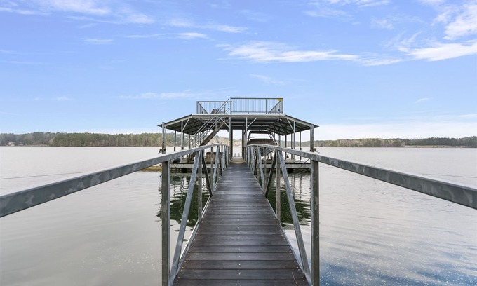 Cumming Casa | Hermosa casa del lago, muelle privado de 2 pisos
