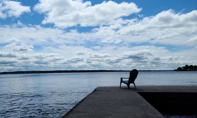 Innisfil Cabaña | Beautiful Lake Simcoe Cottage