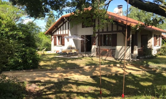 Levignacq Casa | Beautiful Landes house in a wooded setting