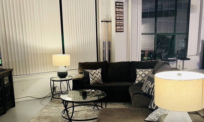 Downtown West Apartamento | Beautiful Loft heart of downtown Stl