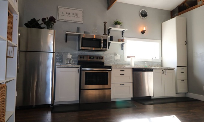 Leavenworth Casa | Beautiful loft in countryside by FT Leavenworth