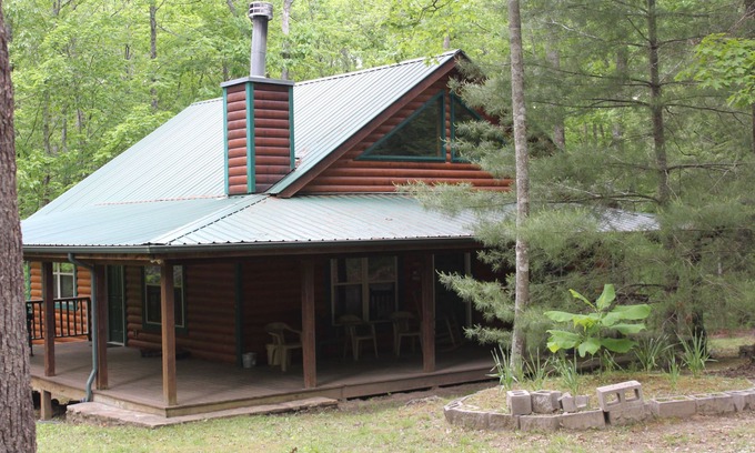 Jamestown Cabina | Hermosa Log Cabin 4 puestos de caballos y 2 corrales, Big South Fork National Park.