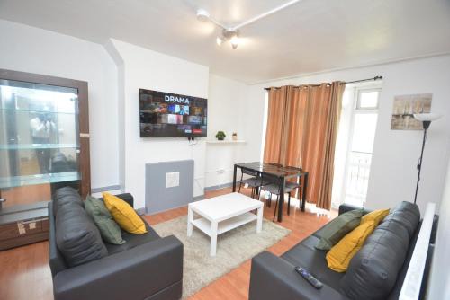Woodberry Down Apartamento | Beautiful London 2 Bedroom Flat near Finsbury Park