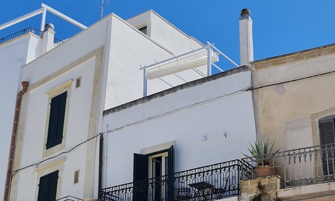 Otranto Historic Centre Casa | Hermosa mansión en el centro histórico con terraza panorámica, mar a 50m.