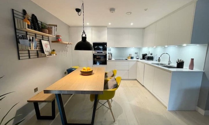 Upper Clapton Apartamento | Beautiful modern 2 beds apartment with terrace.