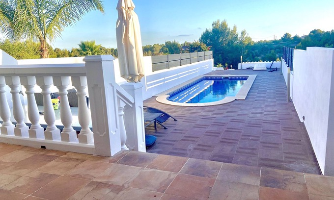 L'Ametlla de Mar Casa | Beautiful Modern 4-bed PRIVATE POOL 10mins to Beach. Great panoramic views.