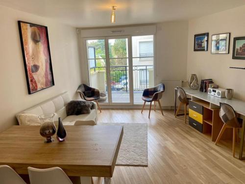 Clamart Apartamento | Beautiful modern apartment near Paris
