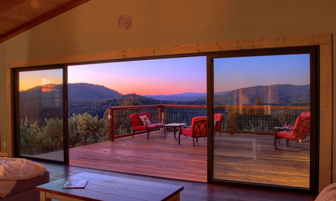 Mariposa Casa | Hermoso refugio en la cima de la montaña - Vistas espectaculares / Bañera de hidromasaje - Cerca de Yosemite