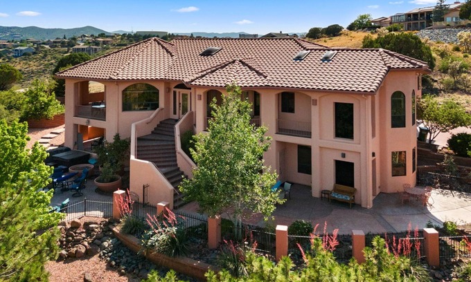 Yavapai Hills Casa | Beautiful Mountain top retreat with room to spread out!