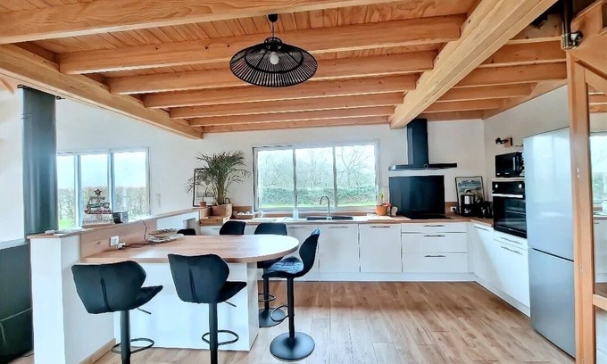 Arrest Casa | Beautiful nature gite, chalet atmosphere, with large garden, Arrest, Baie de Somme,