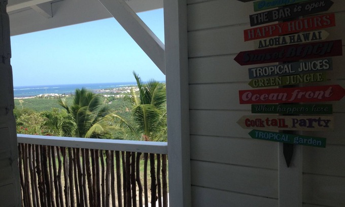 Le Vauclin Casa | Precioso bungalow nuevo con vistas.