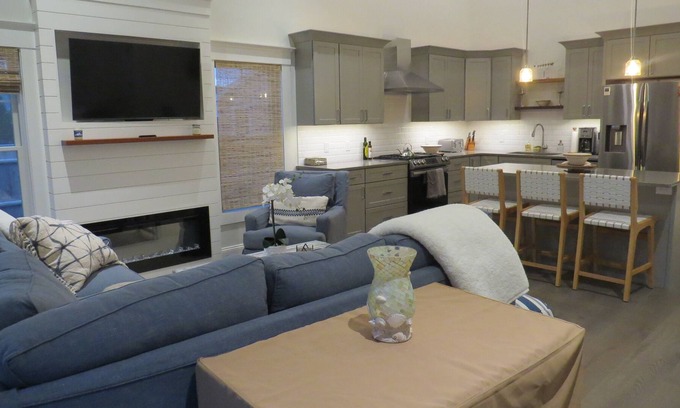 North Eastham Casa | Beautiful New Condo with Private Heated Plunge Pool