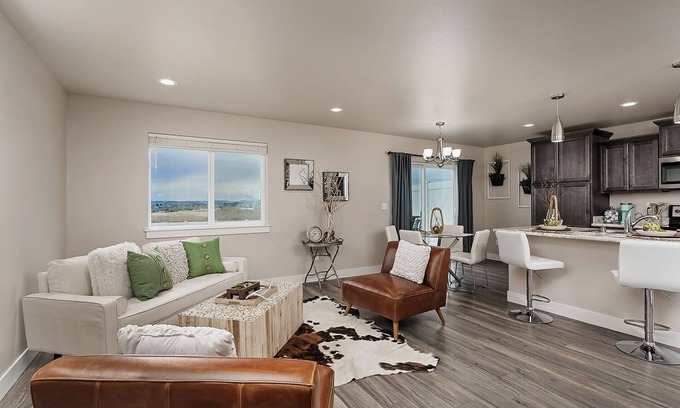 Billings Casa | Beautiful new construction 3-bedroom duplex townhome-