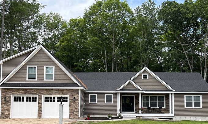 Windham Casa | Beautiful new home in the gateway to the lake region!
