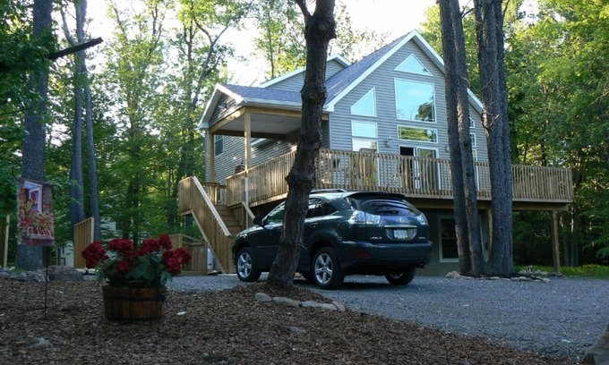 Gouldsboro Chalet De Esquí | Hermoso nuevo Pocono Chalet! ¡Espera a ver este!