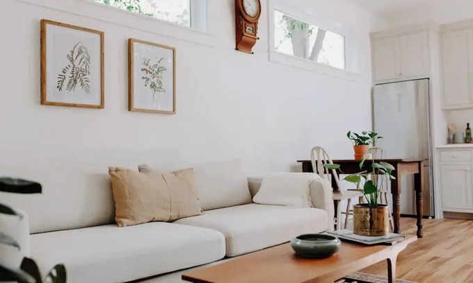 Collister Cabaña | Beautiful, North Boise Guesthouse
