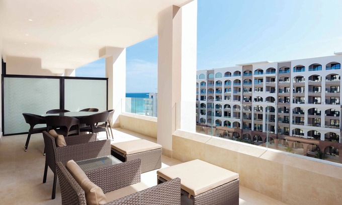 Zona Hotelera Complejo | BEAUTIFUL OCEAN FRONT RESORT IN VILLA LA VALENCIA LOS CABOS!!
