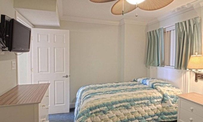 The Dunes Condominio | Beautiful Ocean Front 2 bed, 2 bath condo with full kitchen and in-unit laundry