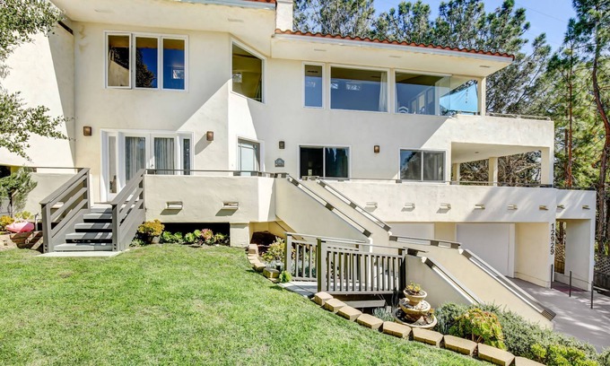 Del Mar Heights Casa | HERMOSA VISTA AL OCÉANO Y TORREY PINOS SERENIDAD