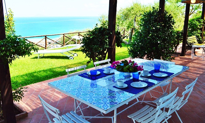 Catute Villa | Preciosa villa panorámica con un hermoso jardín mediterráneo con vistas al mar