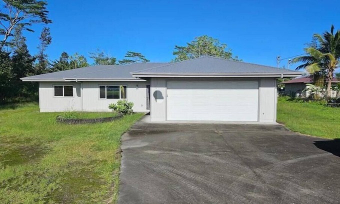Keaau Casa | Beautiful Paradise Park Hale