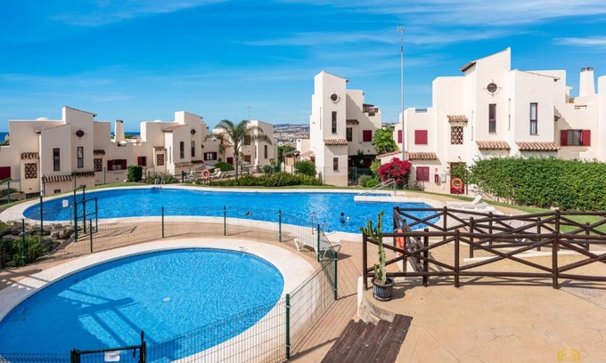Bahia de Casares Apartamento | Beautiful penthouse in Casares with rooftop terrace and seaview
