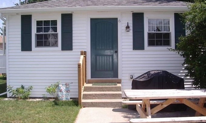 Pine Point Cabaña | Hermosa Pine Point Cottage!