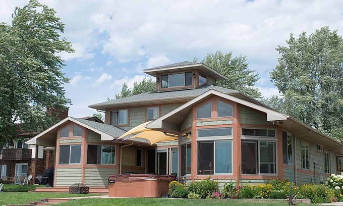 Paw Paw Lake Casa | Grace en Paw Paw Lake