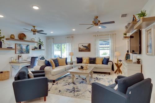 Port Saint Lucie Casa | Beautiful Port St Lucie Home with Hot Tub!