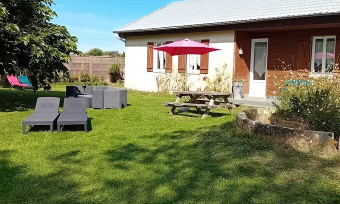 Anneville-sur-Mer Casa | Estupenda casa de vacaciones privada con WIFI, TV, mascotas permitida y aparcamiento