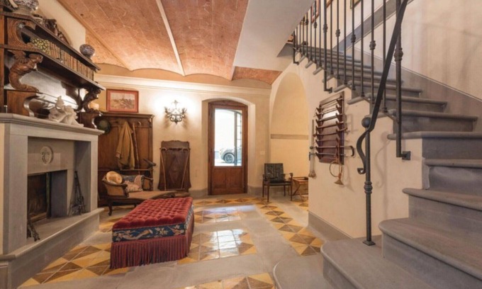 Borgo San Lorenzo Villa | Beautiful private villa for 12 people with private pool, WIFI, TV and parking