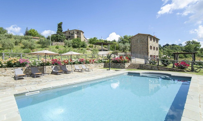 Bivio Lugnano Villa | Maravillosa casa de vacaciones privada con WIFI, piscina privada, TV, patio y aparcamiento