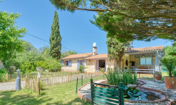 Gaillan-en-Medoc Casa | Maravillosa casa de vacaciones privada con WIFI, TV, terraza, mascotas permitida y aparcamiento
