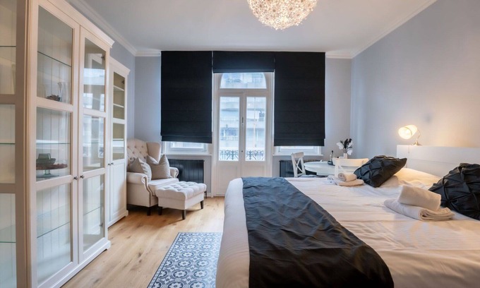 Blankenberge Villa | Beautiful private villa for 10 people with WIFI, balcony and pets allowed